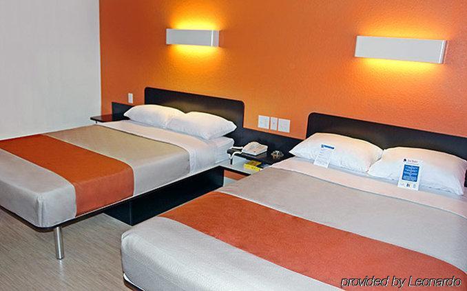Motel 6-Canton, Tx Екстериор снимка