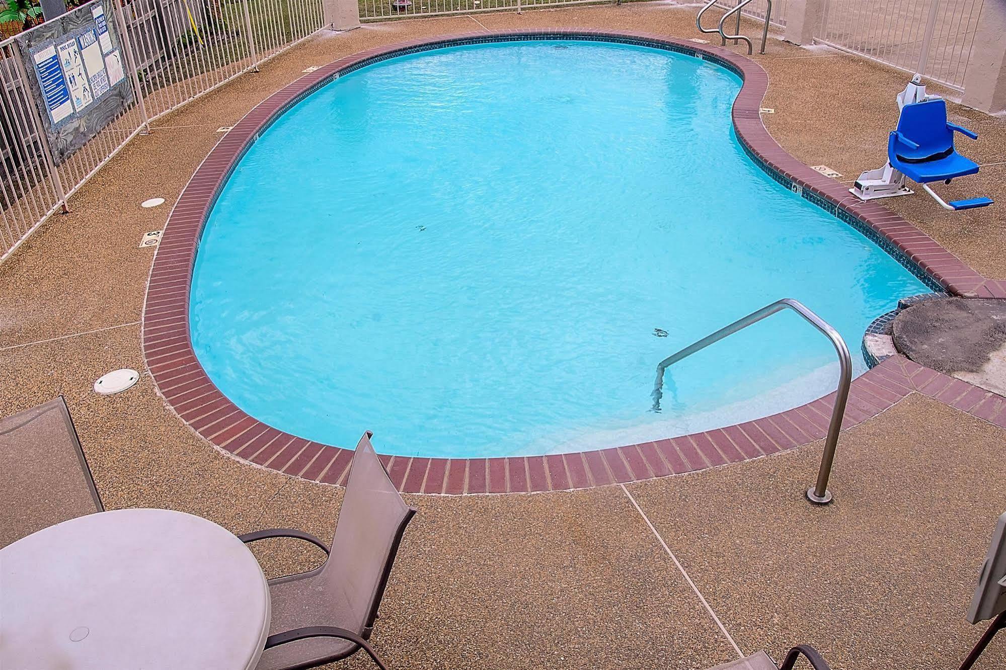 Motel 6-Canton, Tx Екстериор снимка
