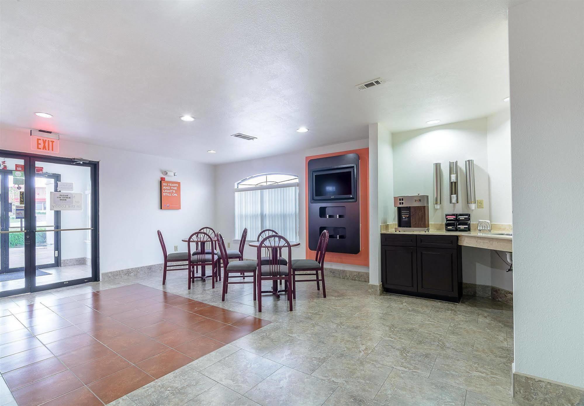 Motel 6-Canton, Tx Екстериор снимка