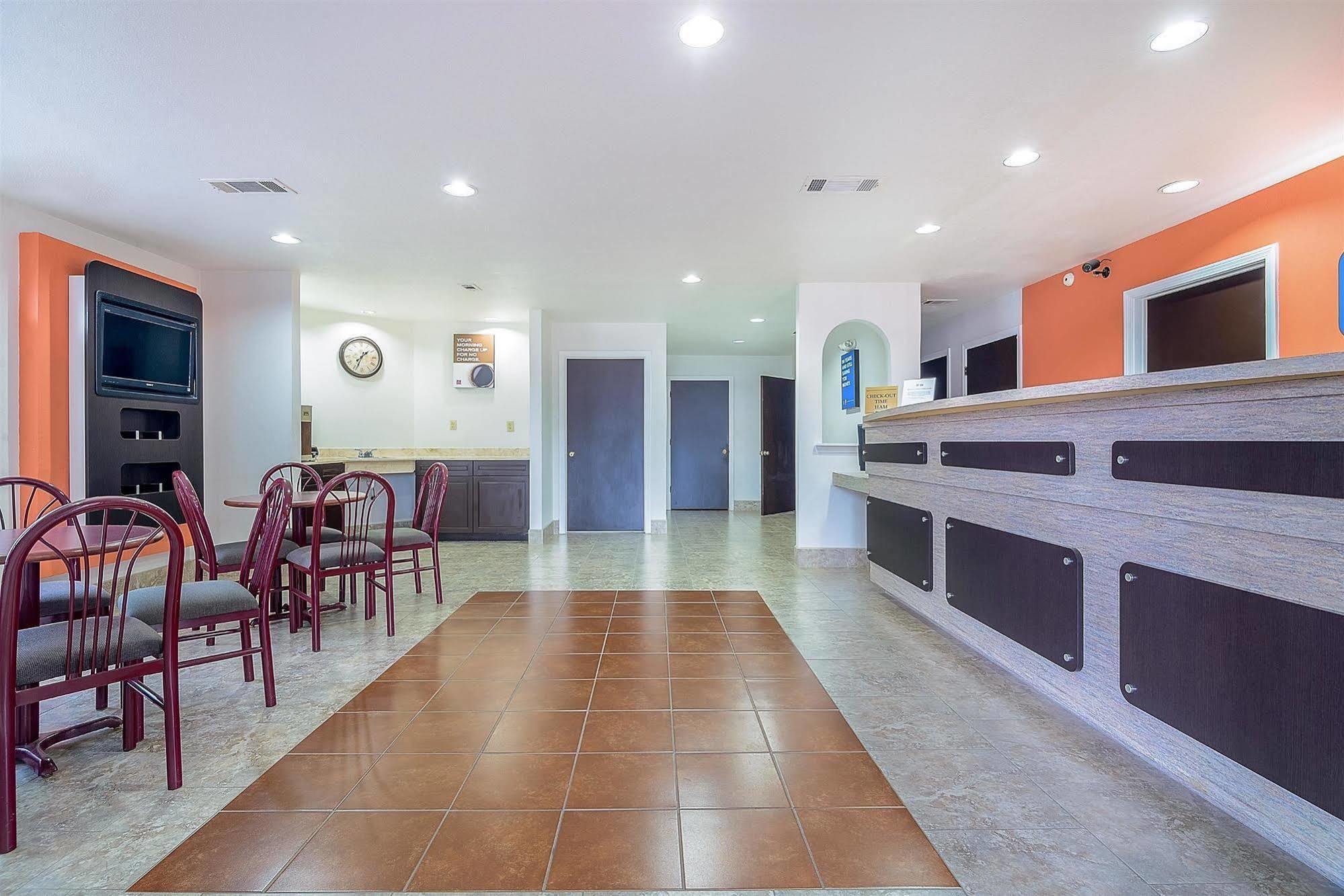 Motel 6-Canton, Tx Екстериор снимка